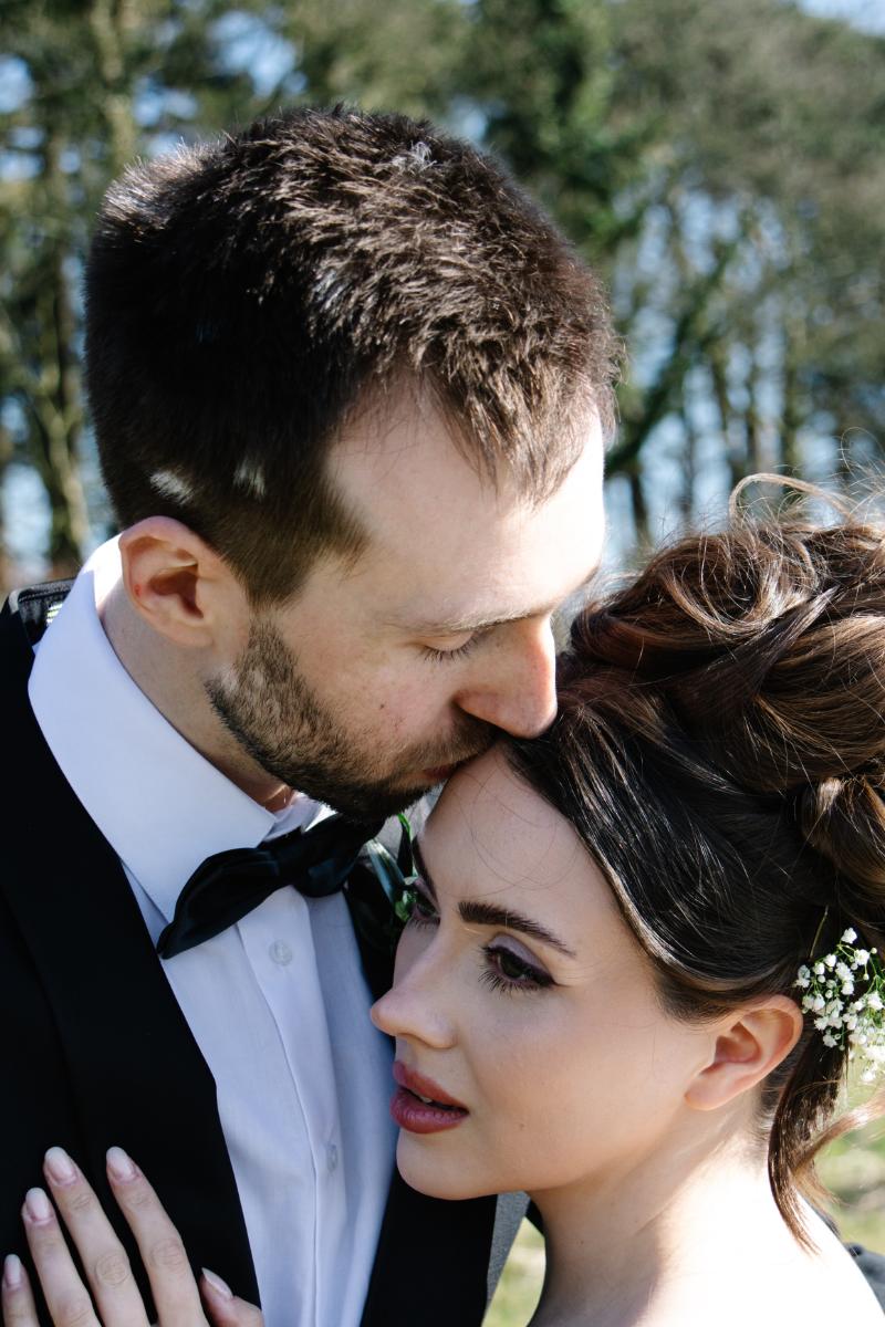 Monochrome Wedding At Crown Lodge