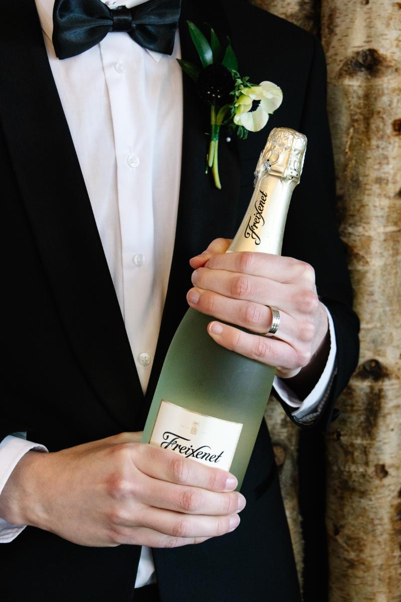 Monochrome Wedding At Crown Lodge