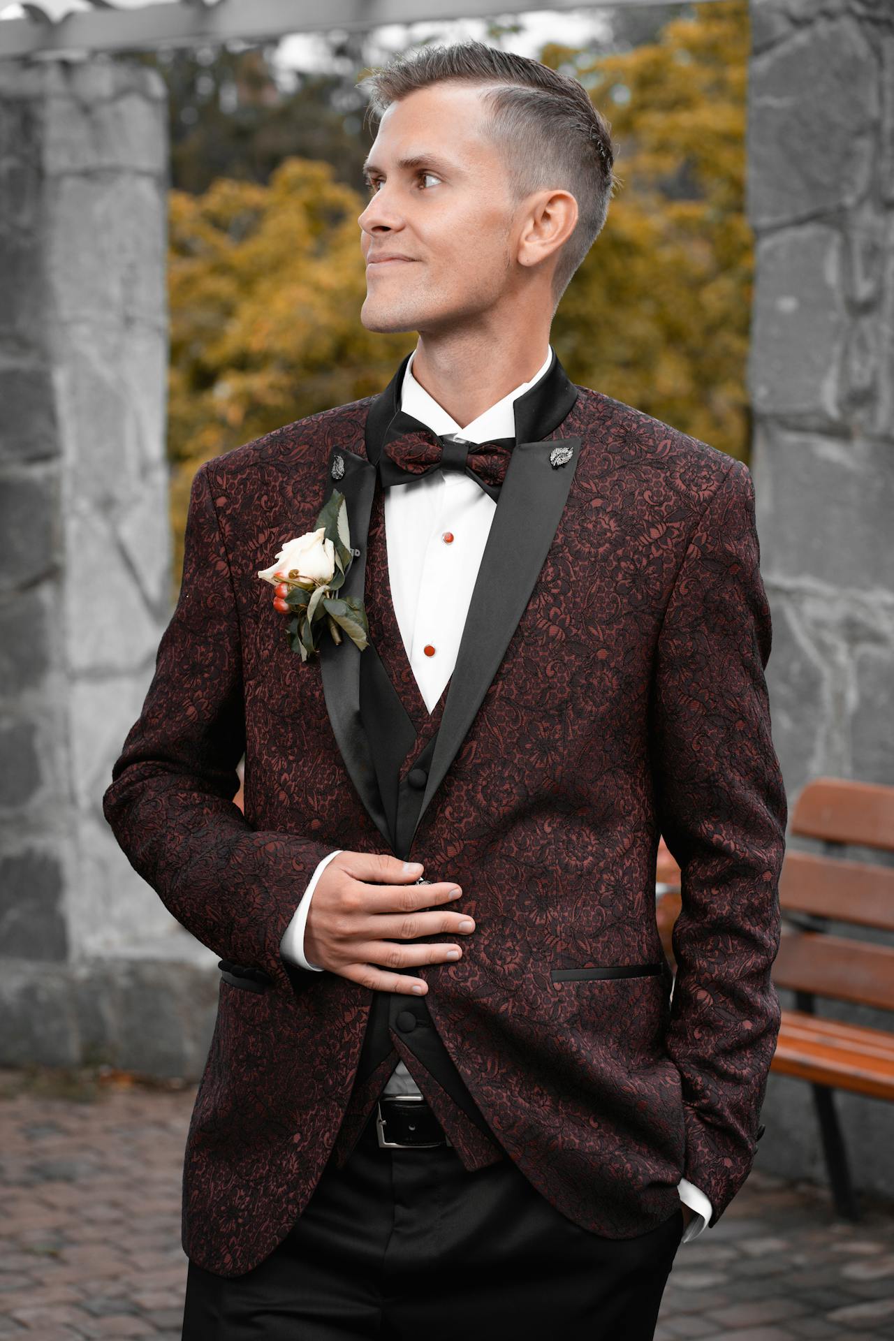 Wedding Suits: Tips for Coordinating a Stylish Look for Your Special Day