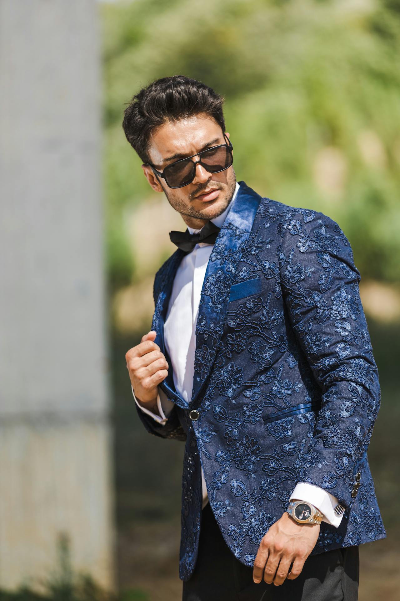 Wedding Suits: Tips for Coordinating a Stylish Look for Your Special Day