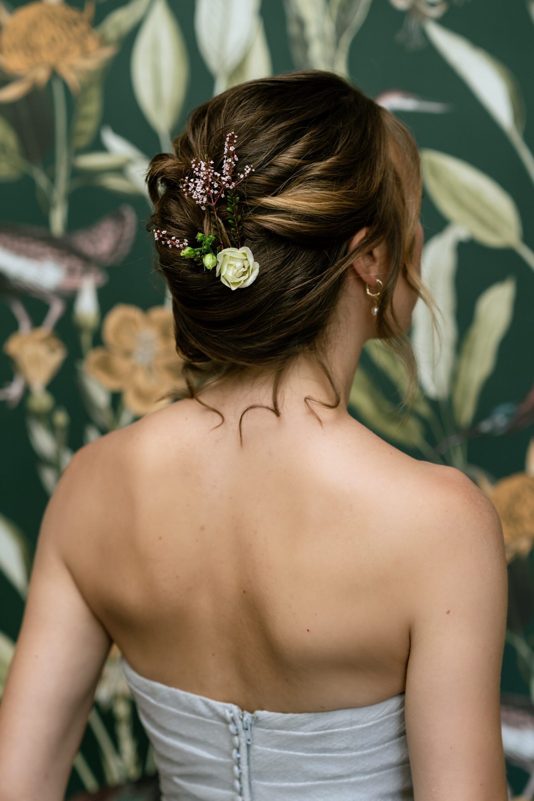 Bold Floral Wedding At Rust Manor House USA