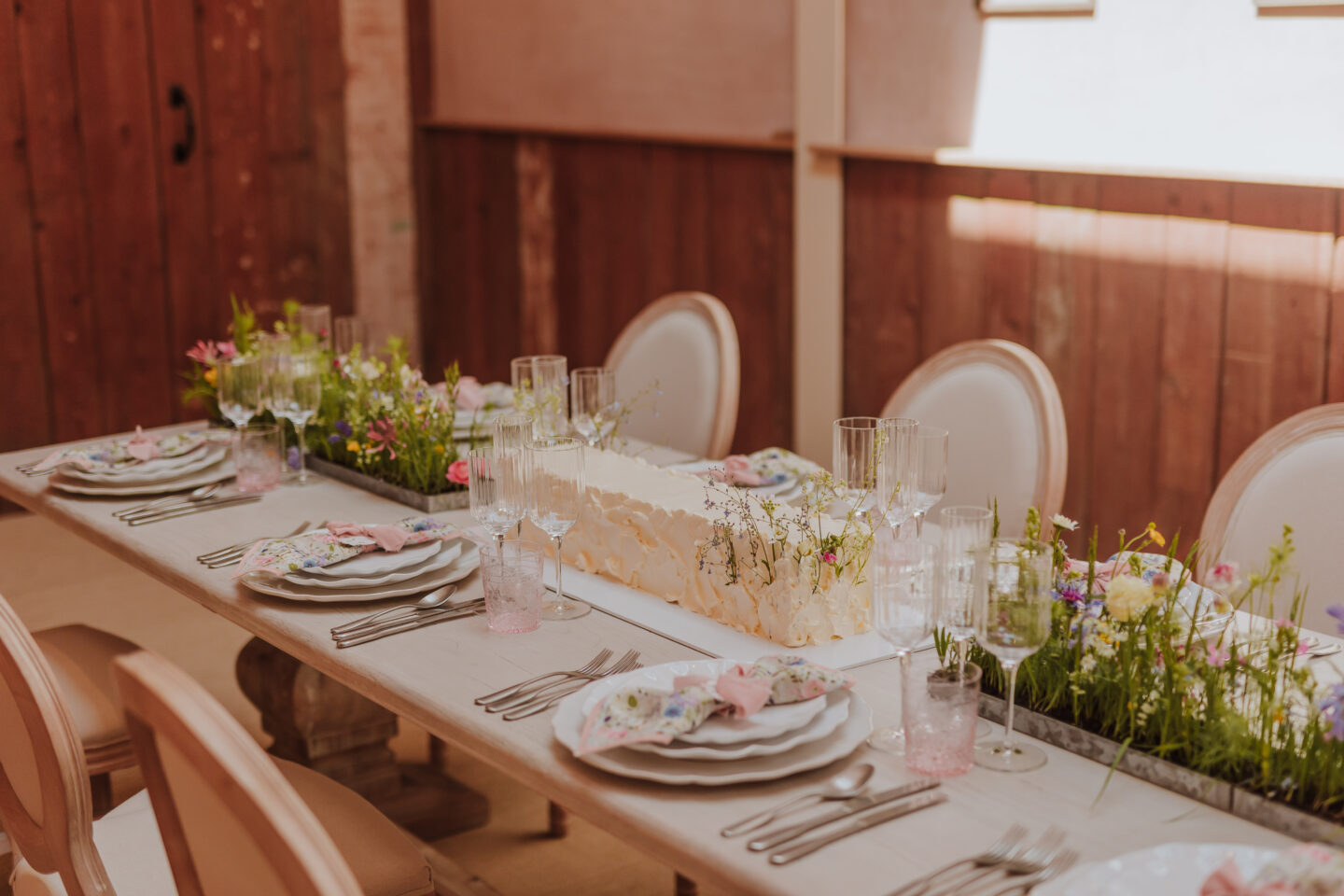 Local Love For An Eco-Friendly Wedding at Crockwell Farm