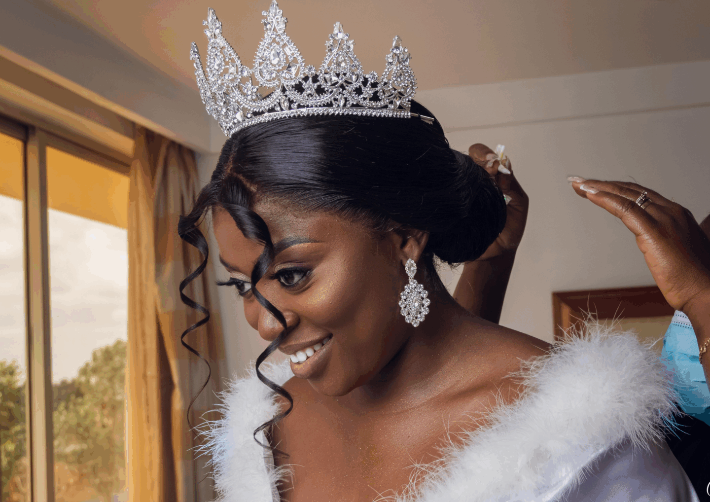 How to Get a Romantic Wedding Hairstyle (Even If Your Hair Won’t Cooperate)