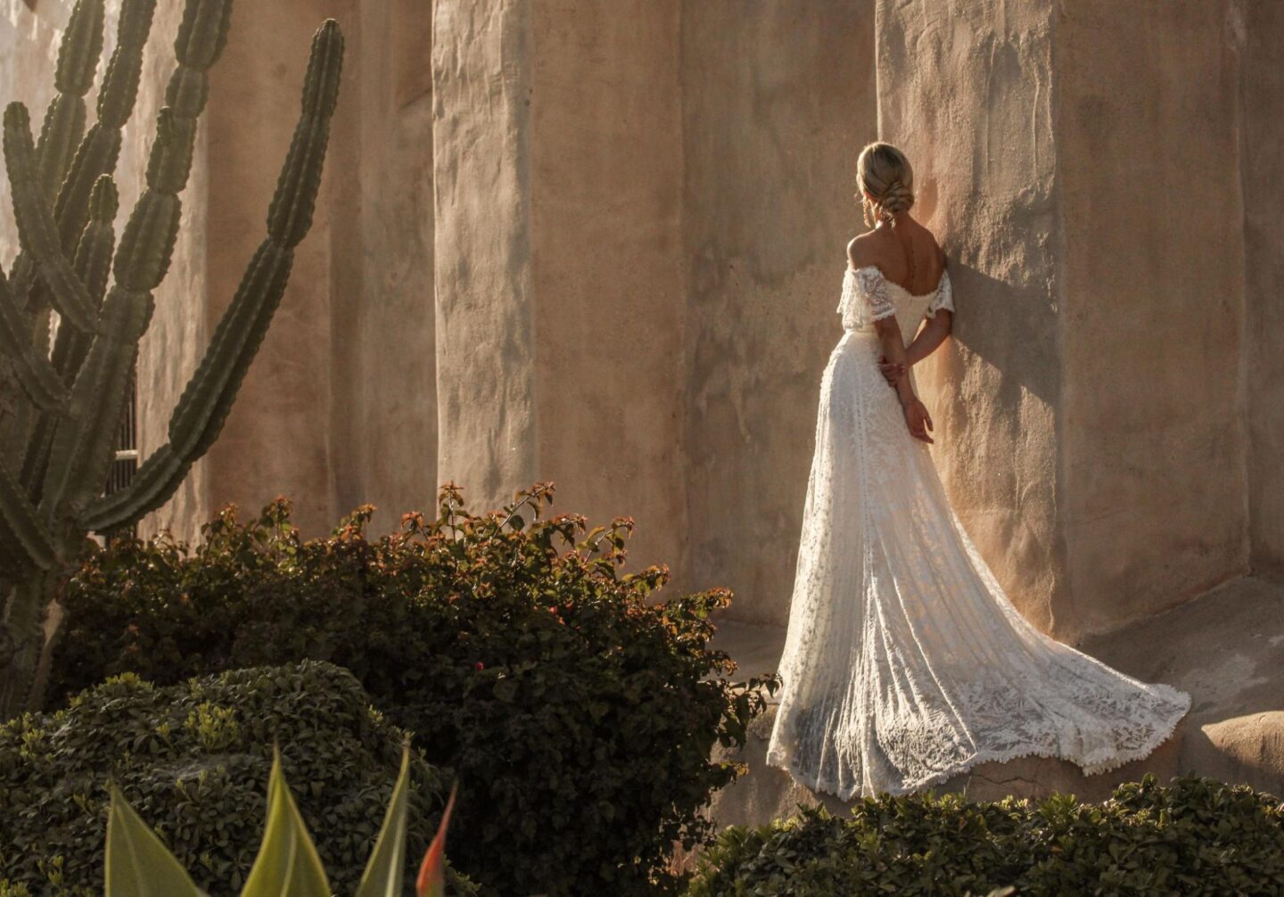 Why Modern Brides Choose Unique Wedding Dresses Over Traditional Gowns