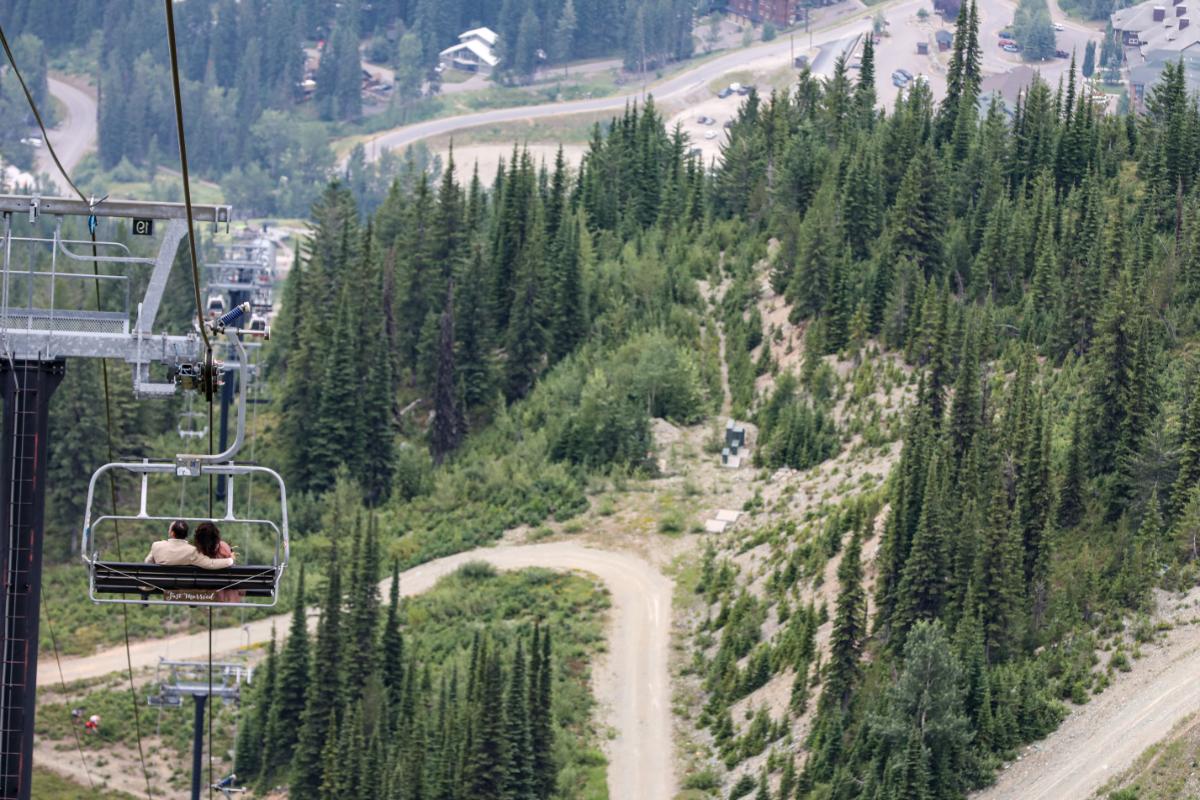 An Intimate Mountain-Top Wedding In Montana